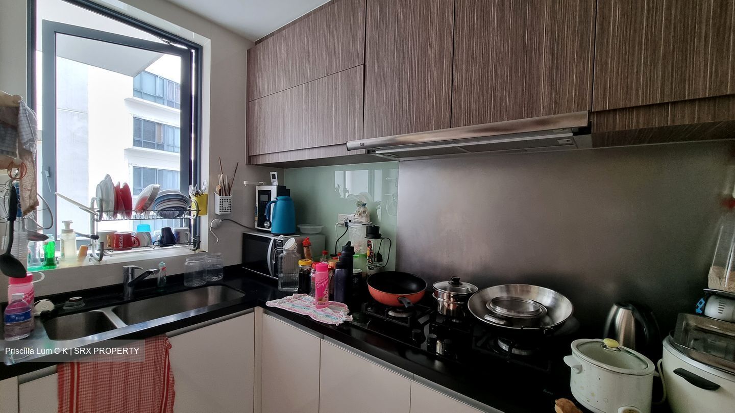 The Palette (D18), Condominium #445573501